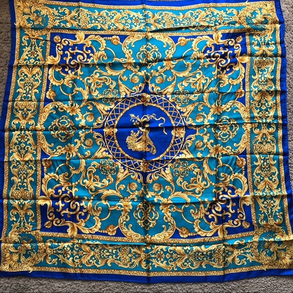 Accessories - Vintage Art of Silk silk scarf in gold and blue pattern